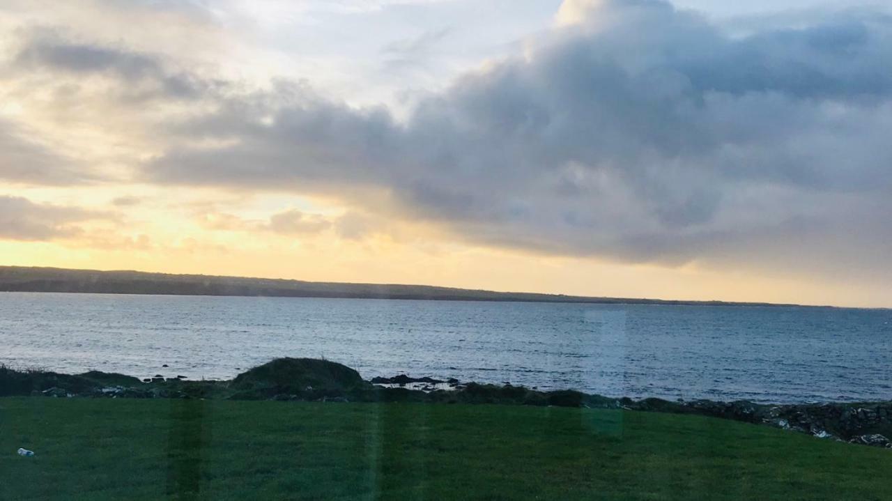 Spectacular Ocean Views & Minutes To Cliffs- Clahane Shore Lodge Liscannor Exterior photo